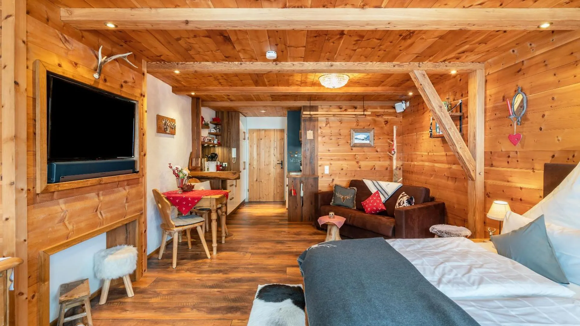 Chalet Bergliebe Mit Zirbenholz 因泽尔
