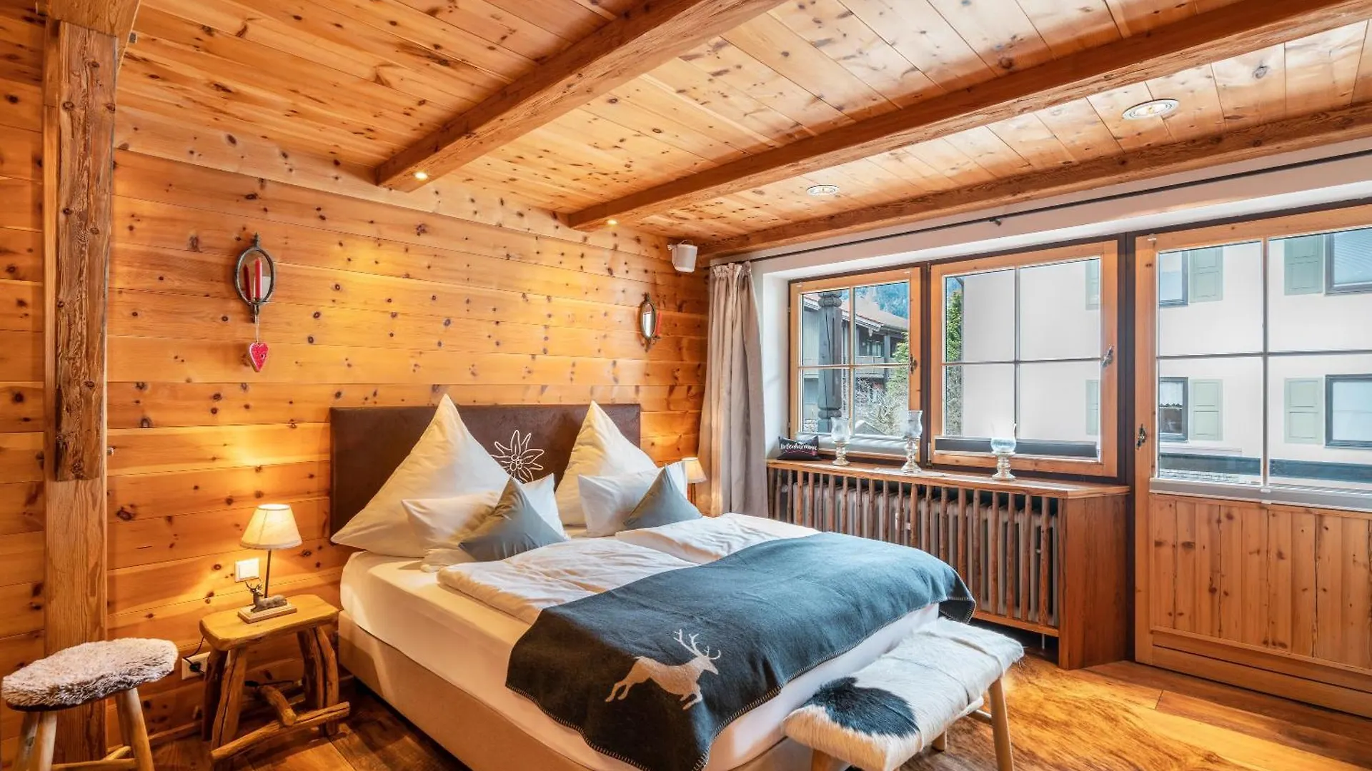 Chalet Bergliebe Mit Zirbenholz 因泽尔